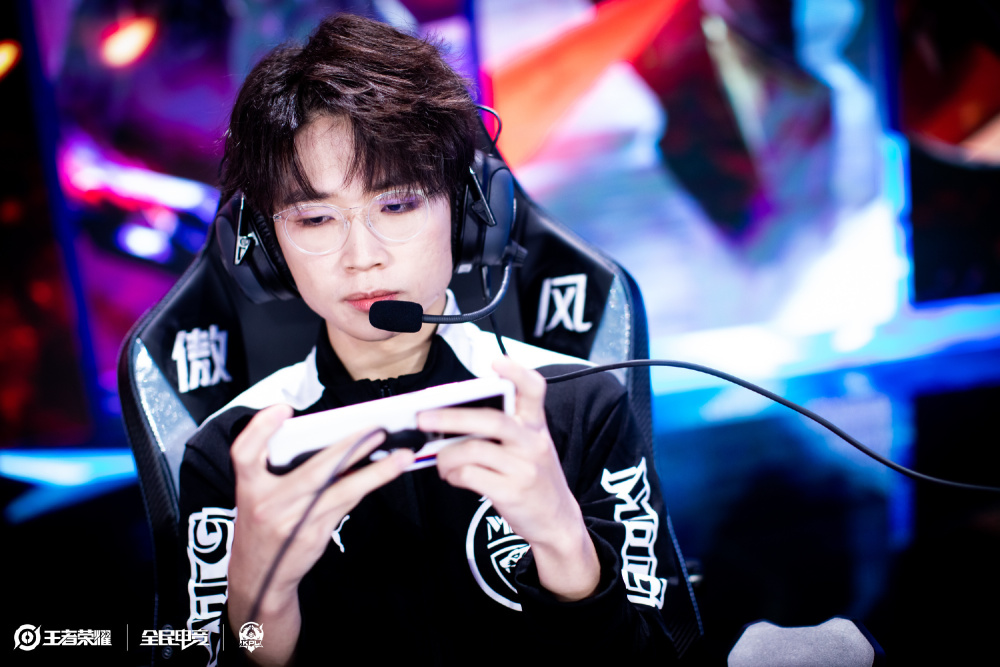 同时也昭示 同时也昭示