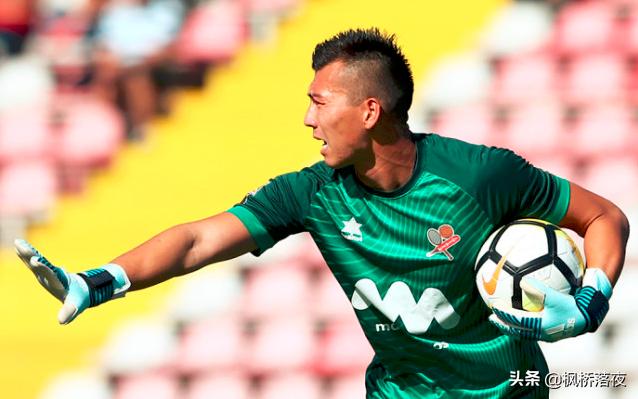 的微笑与自 的微笑与自